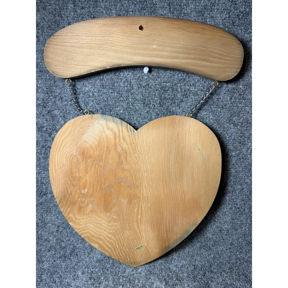 United Silver & Cutlery Co Vintage Wooden Welcome Sign‎ Rooster Heart Plaque